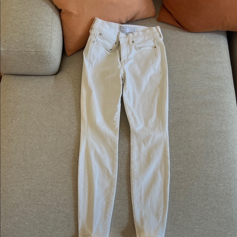 AYR white jeans like new!